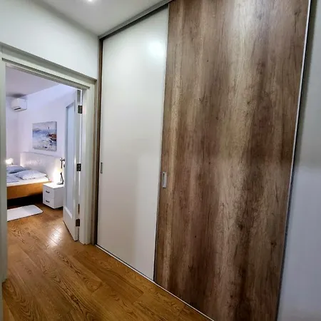 Urban Apartment Bezanija